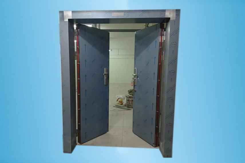 佛山某學(xué)校保密室訂做3級防盜門10個鎖點,4級防盜門12個鎖點。雙人雙鎖防盜門產(chǎn)品